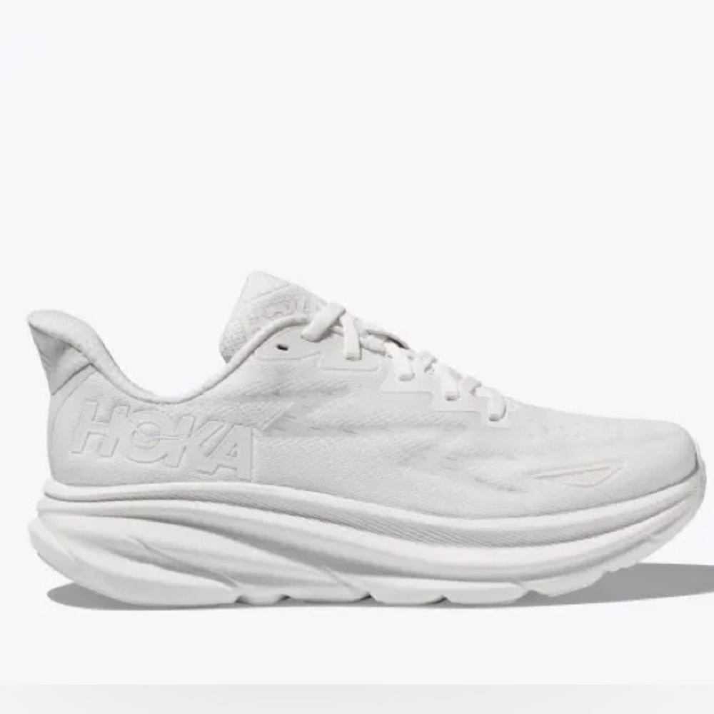 NWT Clifton 9 Hoka Size 11